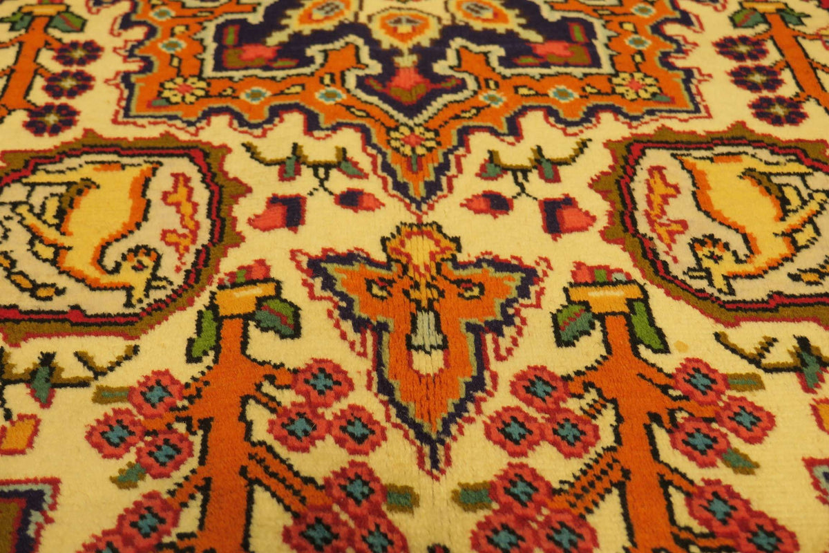 3'2'' x 4'7'' Persian Tabriz Rug