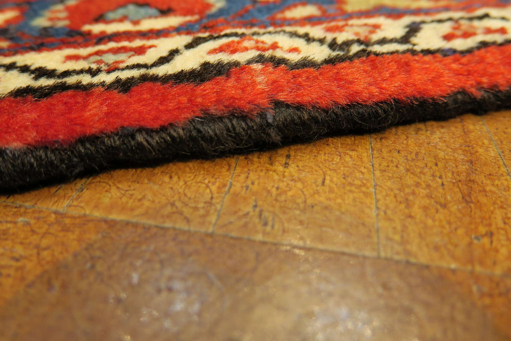 1'7'' x 3'4'' Persian Saroogh Rug