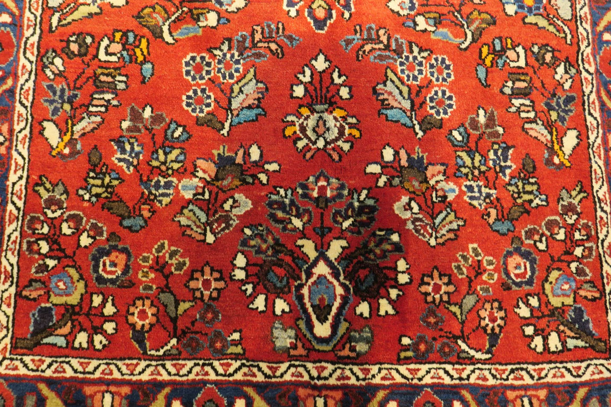 1'7'' x 3'4'' Persian Saroogh Rug