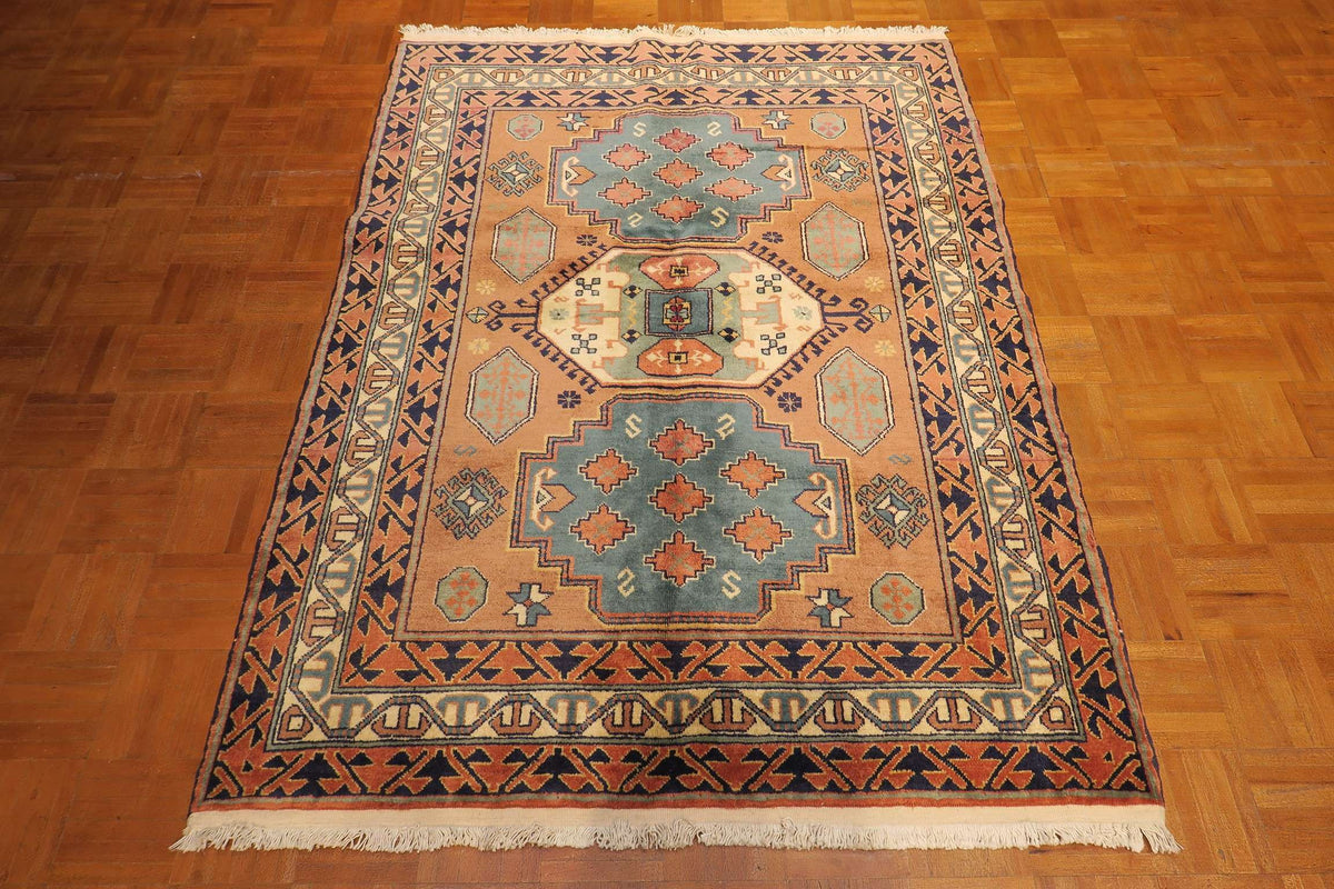 4'1'' x 5'4'' Persian Ardabil Rug