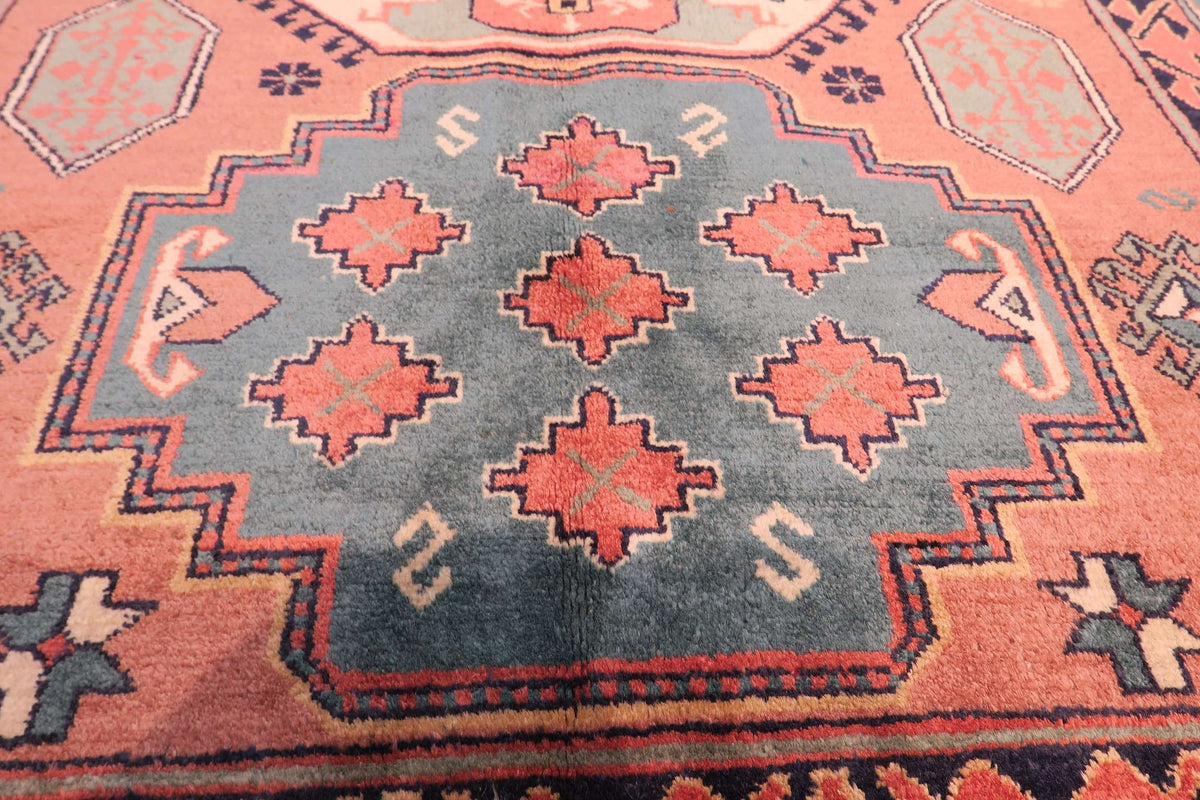 4'1'' x 5'4'' Persian Ardabil Rug