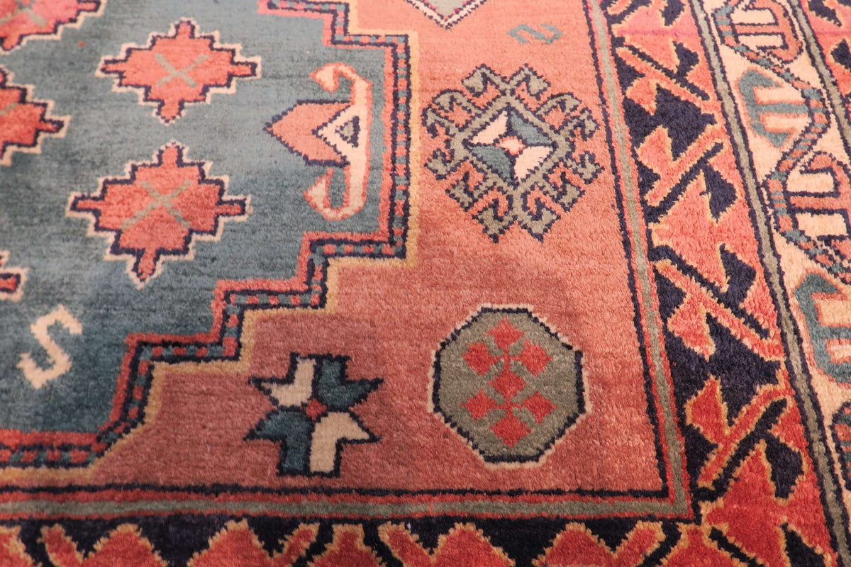4'1'' x 5'4'' Persian Ardabil Rug