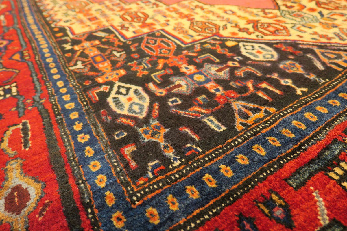 4'1'' x 5'2'' Persian Sanandaj Rug