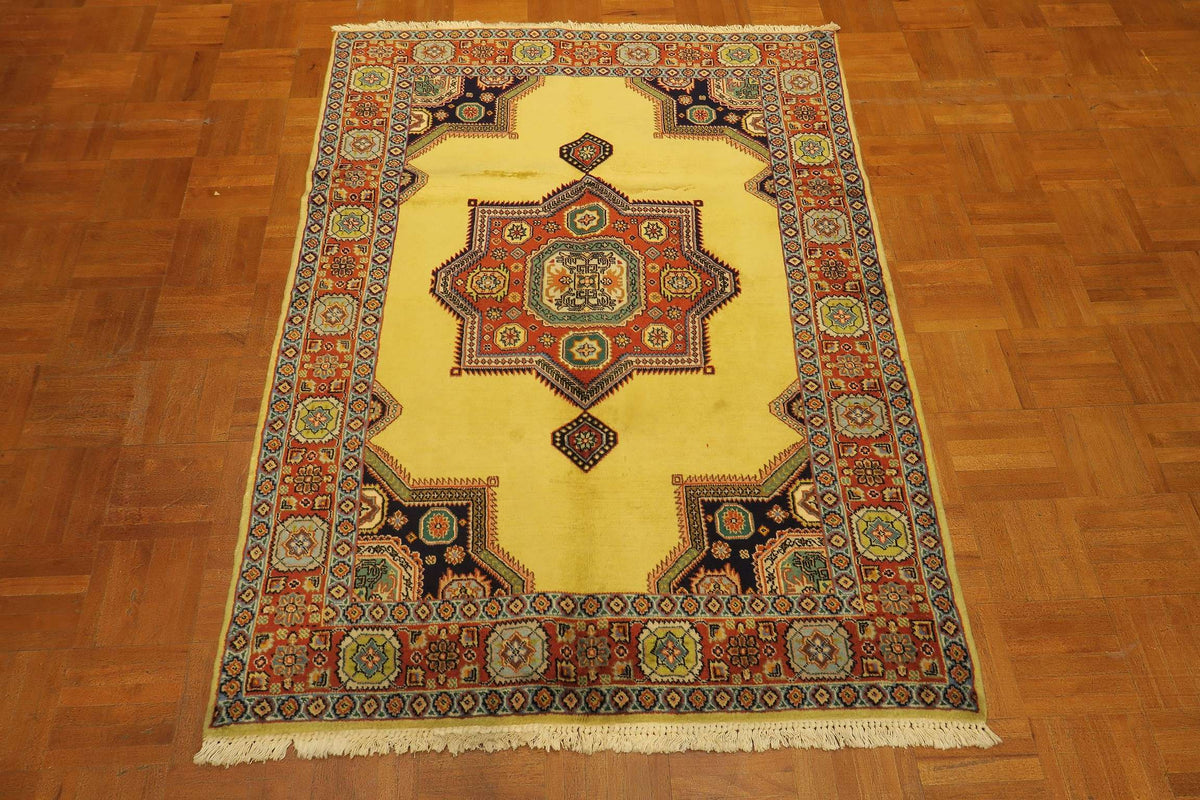 3'2'' x 4'6'' Persian Tabriz Rug