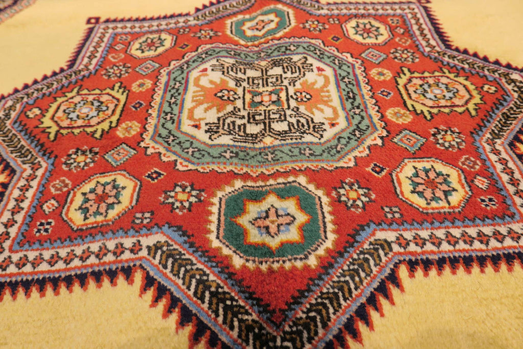 3'2'' x 4'6'' Persian Tabriz Rug