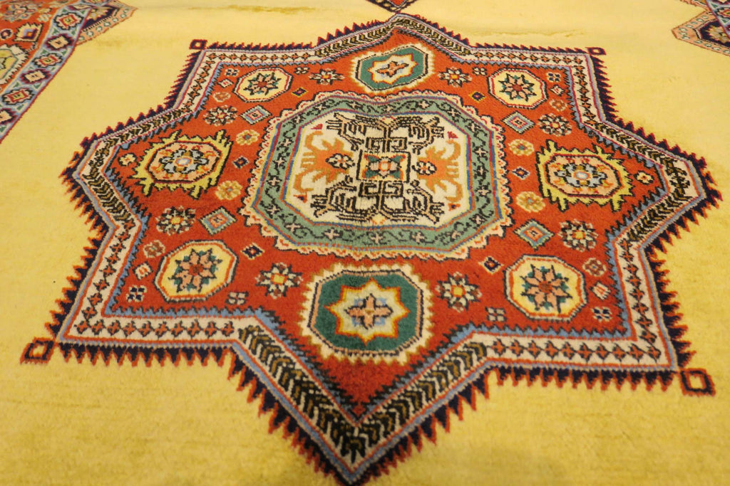 3'2'' x 4'6'' Persian Tabriz Rug