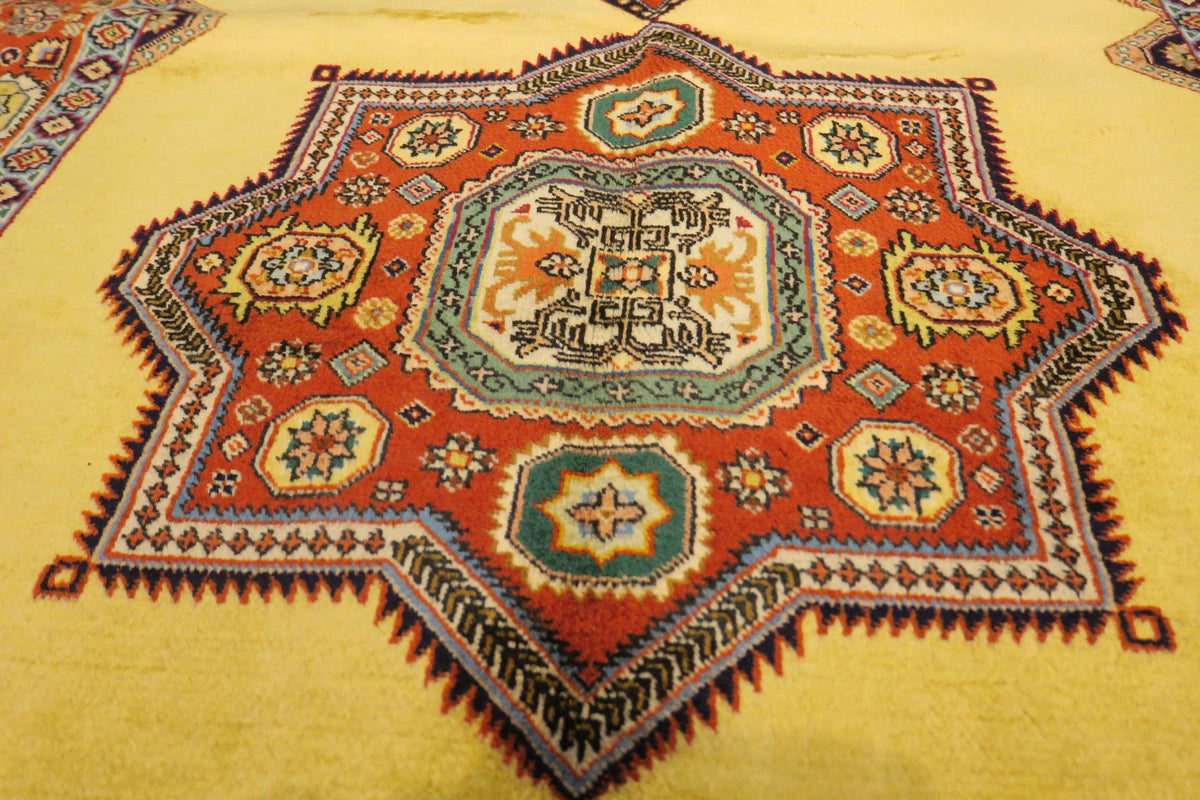 3'2'' x 4'6'' Persian Tabriz Rug