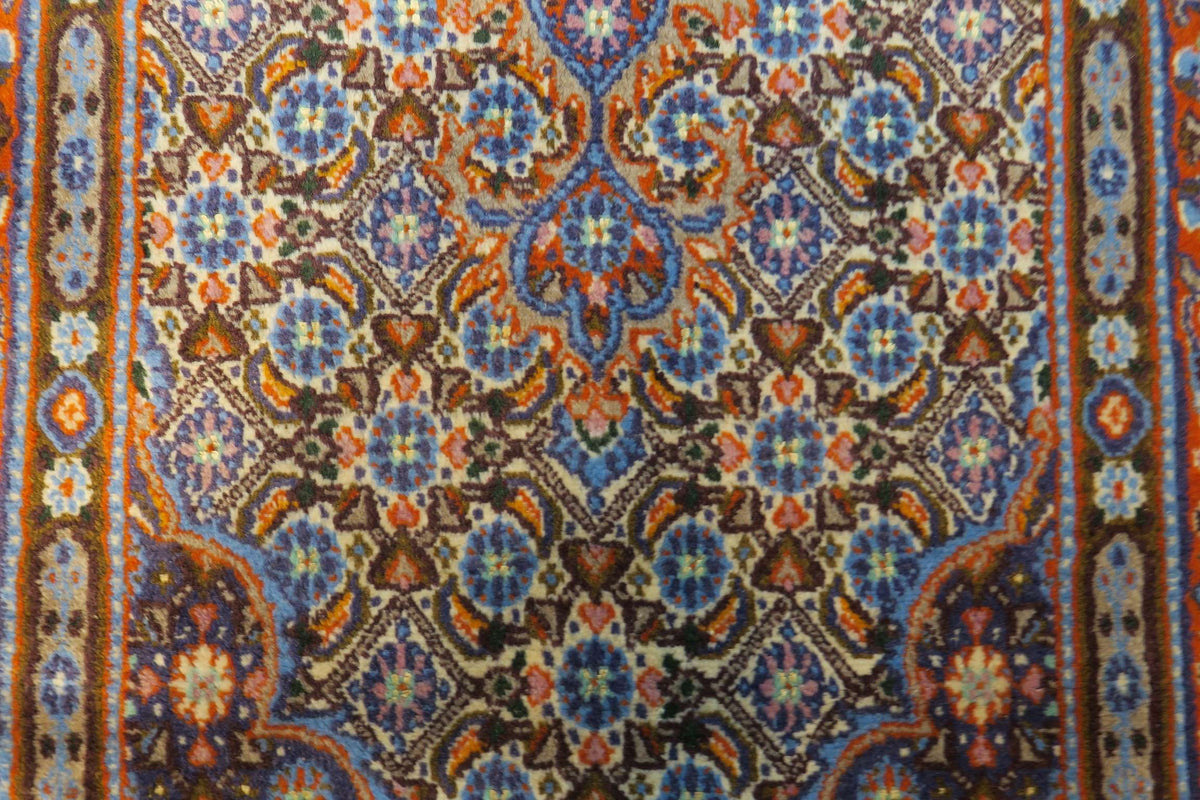 2'6'' x 6'3'' Persian Moud Rug