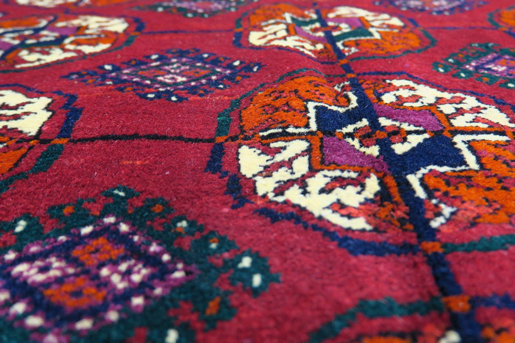 4'9'' x 3'5'' Persian Turkeman Rug