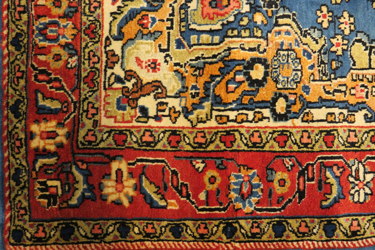 3'3'' x 5'2'' Persian Sarouk Rug
