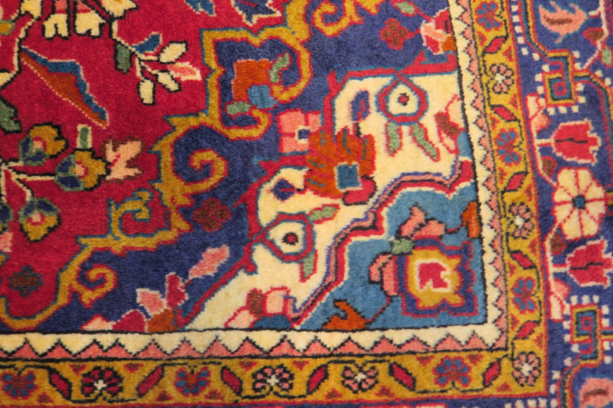 3'6'' x 5'4'' Persian Jozan Rug