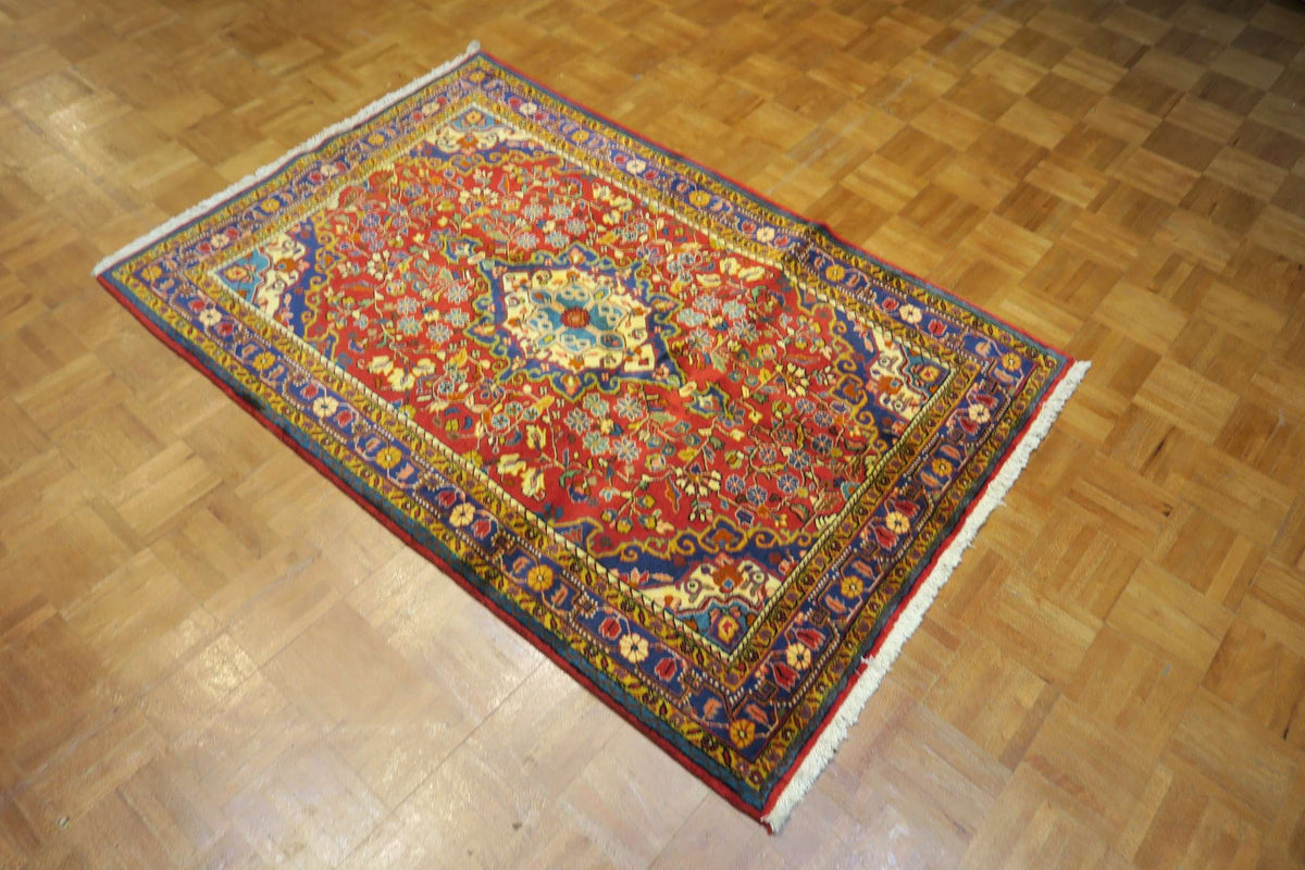 3'6'' x 5'4'' Persian Jozan Rug