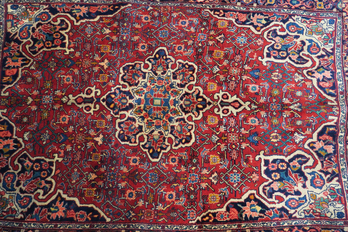 3'5'' x 5'3'' Persian Zanjan Rug