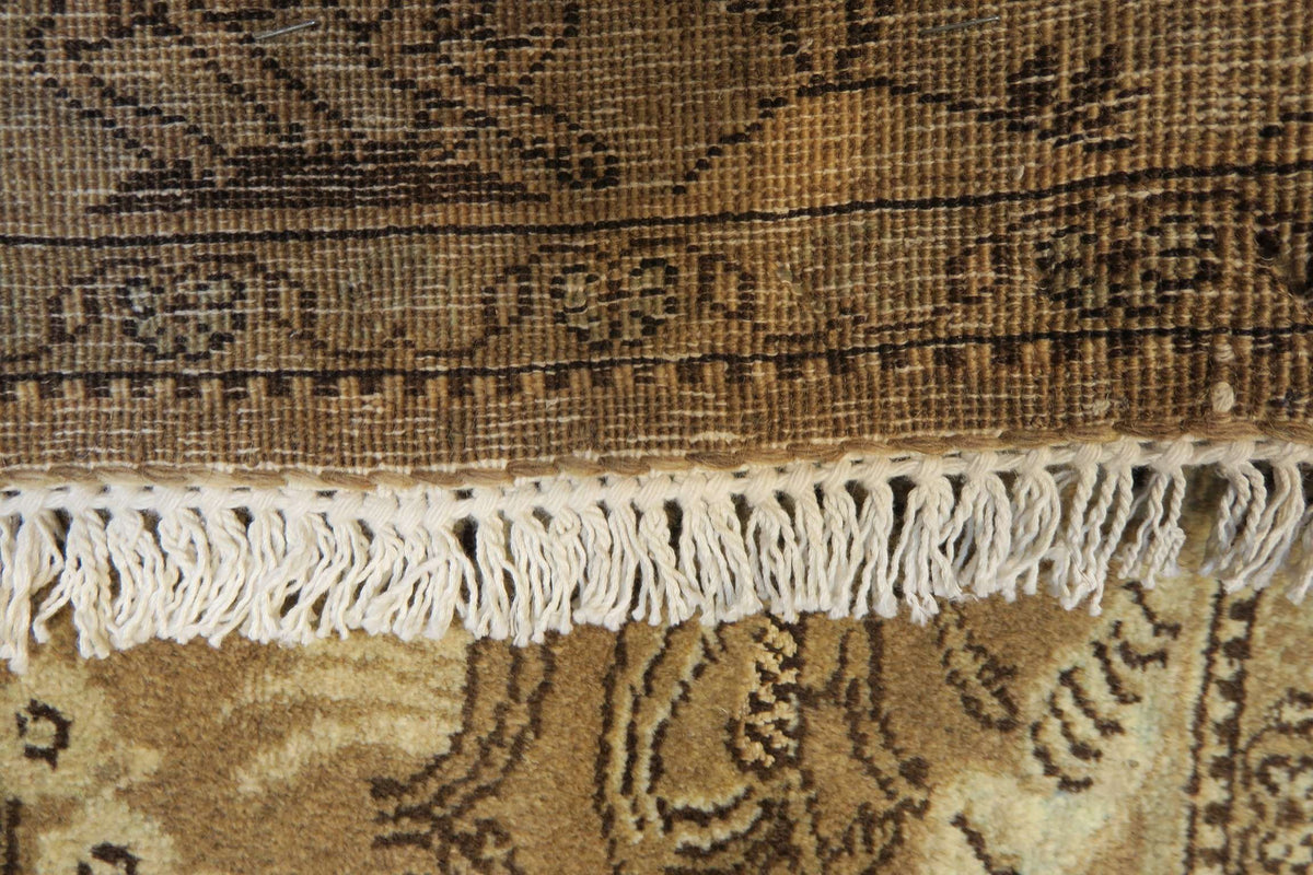3'5'' x 5'4'' Persian Qoumsheh Rug