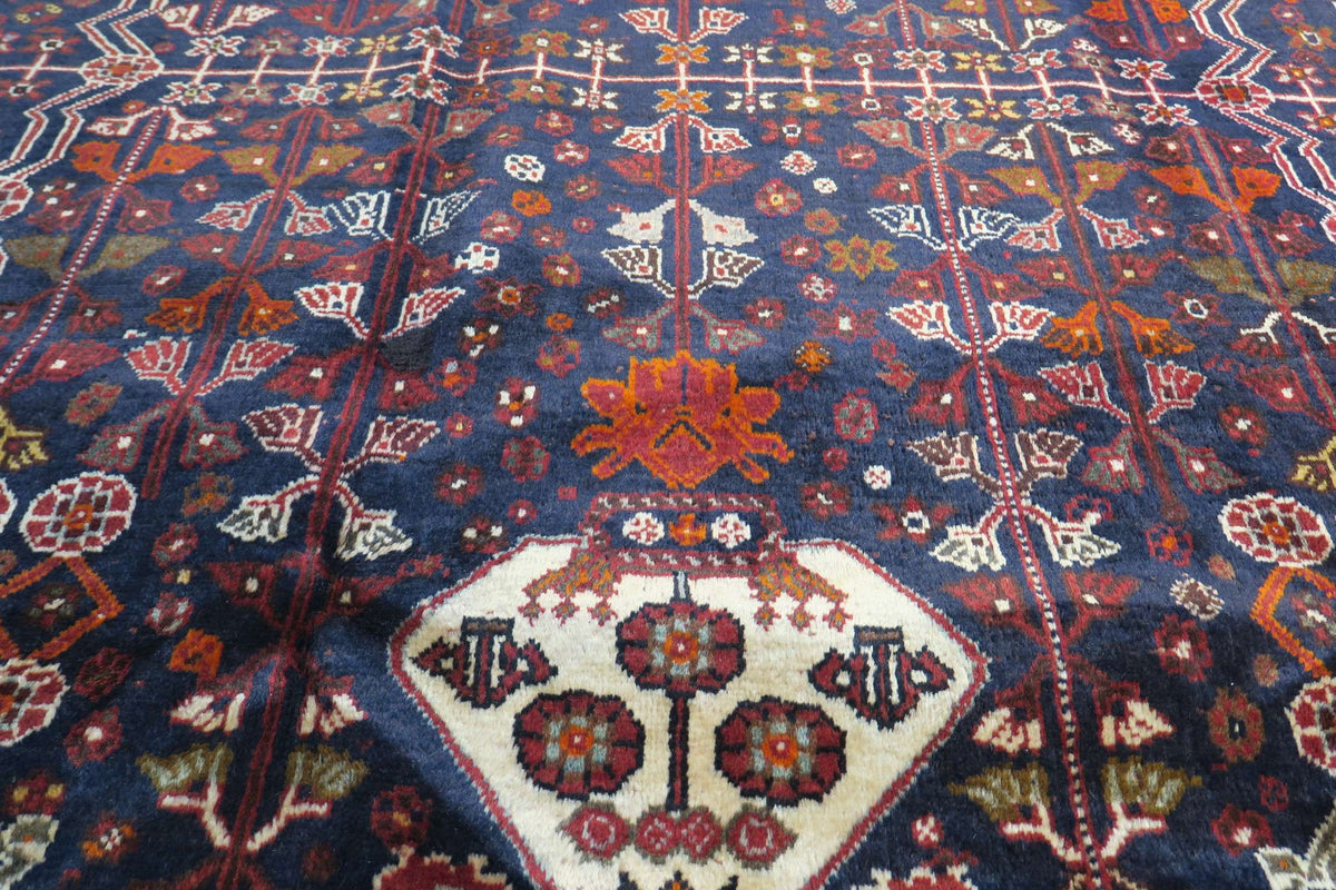 6'4'' x 9'3'' Persian Shiraz Rug