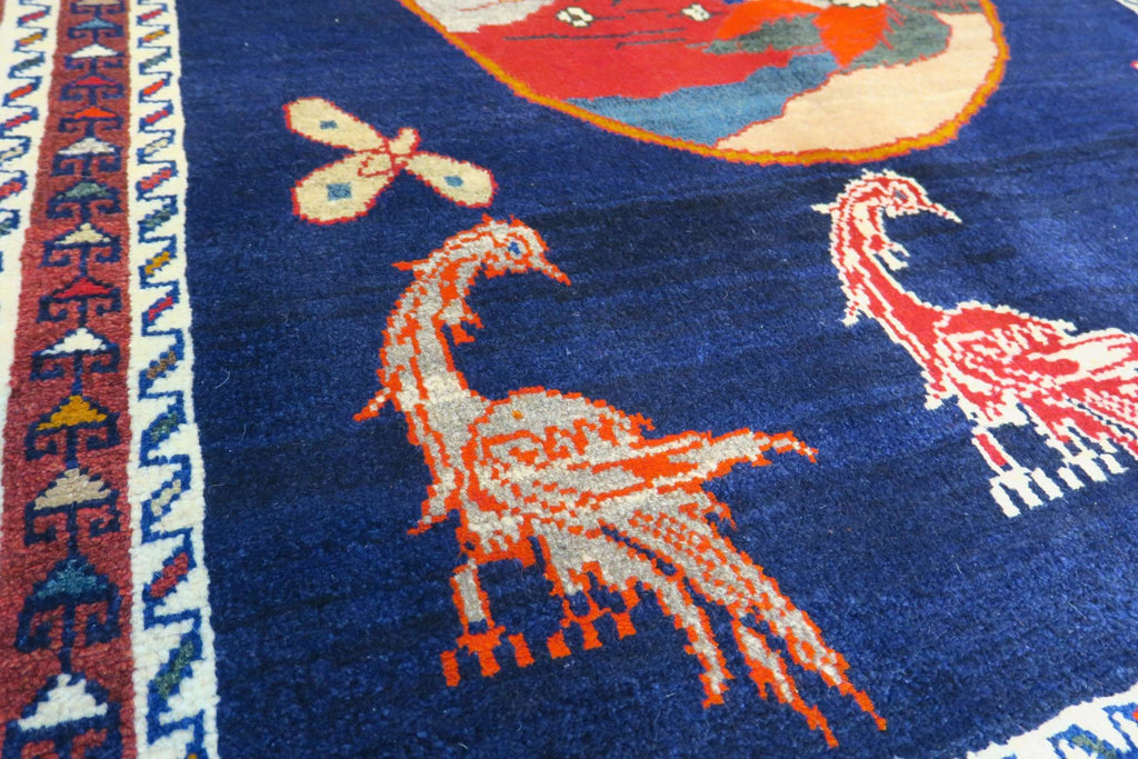 3'5'' x 5'7'' Persian Shiraz Rug