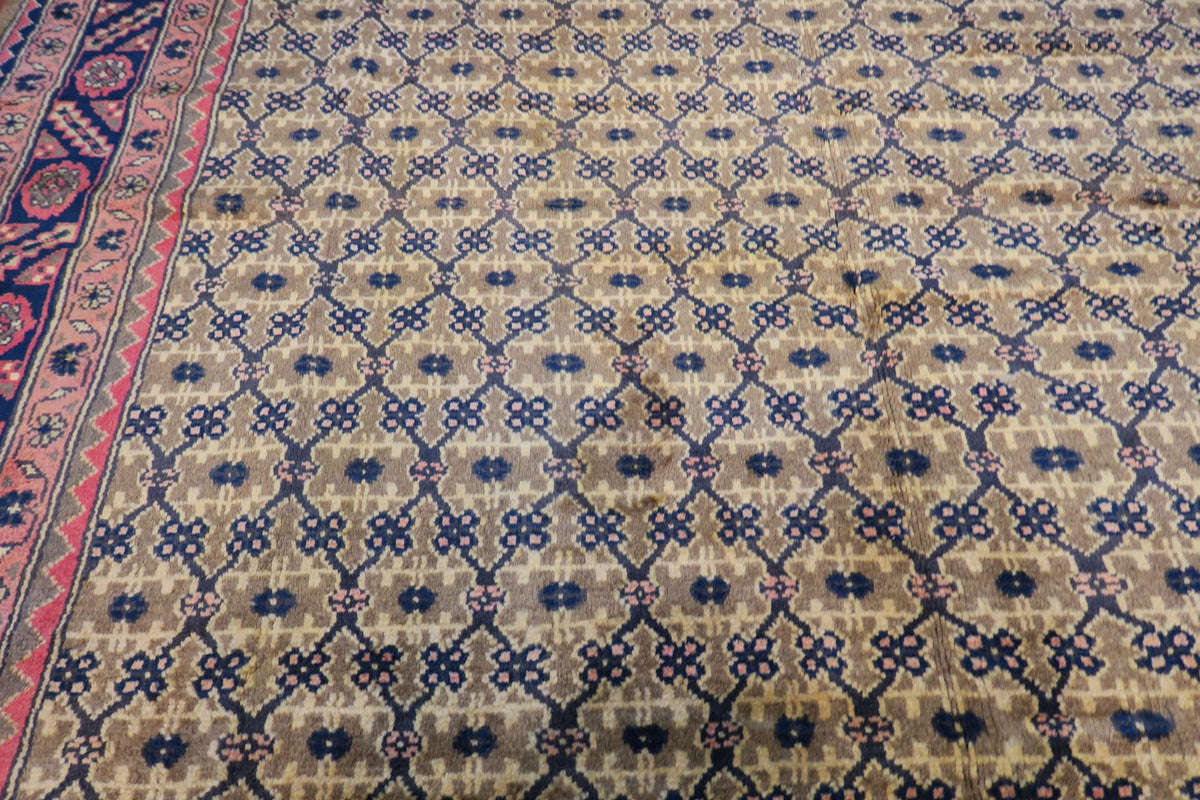 7'2'' x 10'1'' Persian Kolyaei Rug