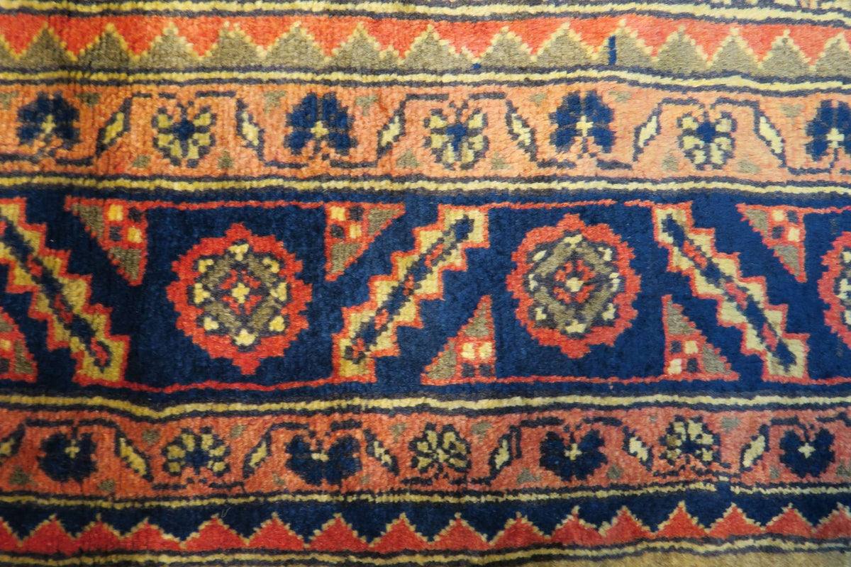 7'2'' x 10'1'' Persian Kolyaei Rug