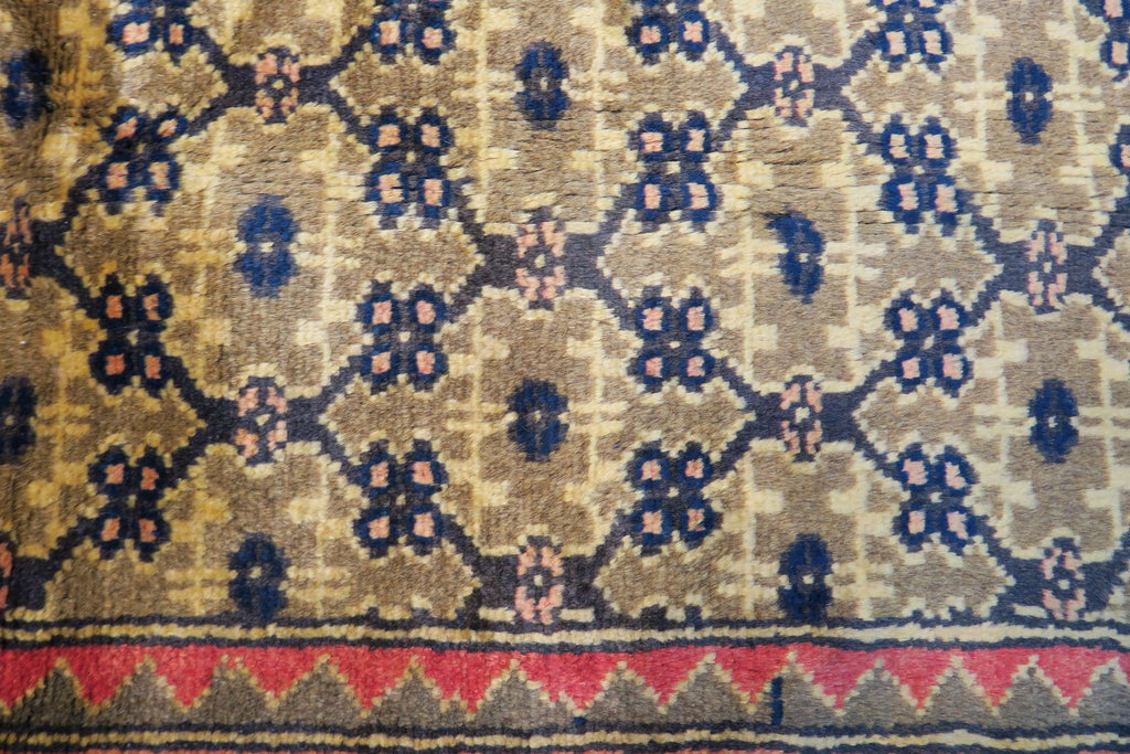 7'2'' x 10'1'' Persian Kolyaei Rug