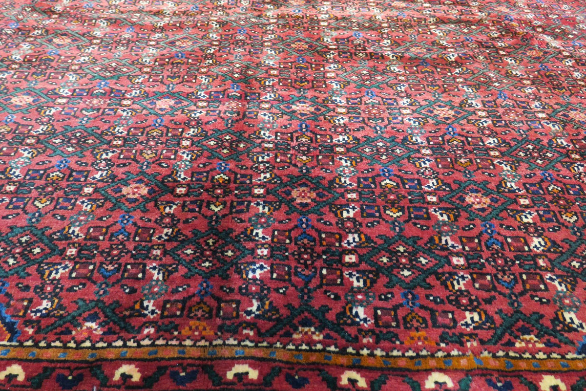 6'9'' x 10'4'' Persian Hamadan Rug
