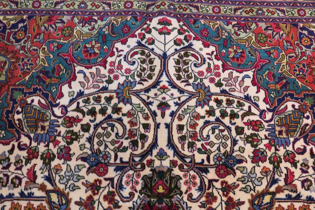 6'8'' x 10'4'' Persian Tabriz Rug