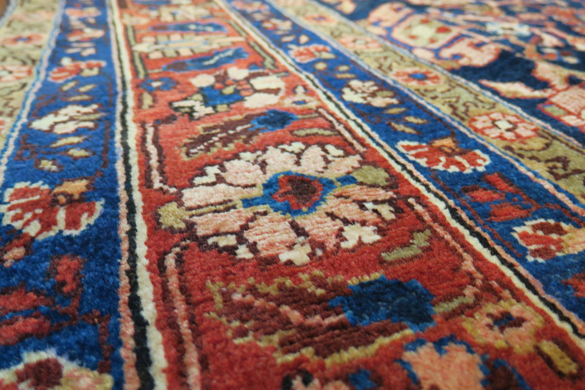6'9'' x 9'9'' Persian Hamadan Rug
