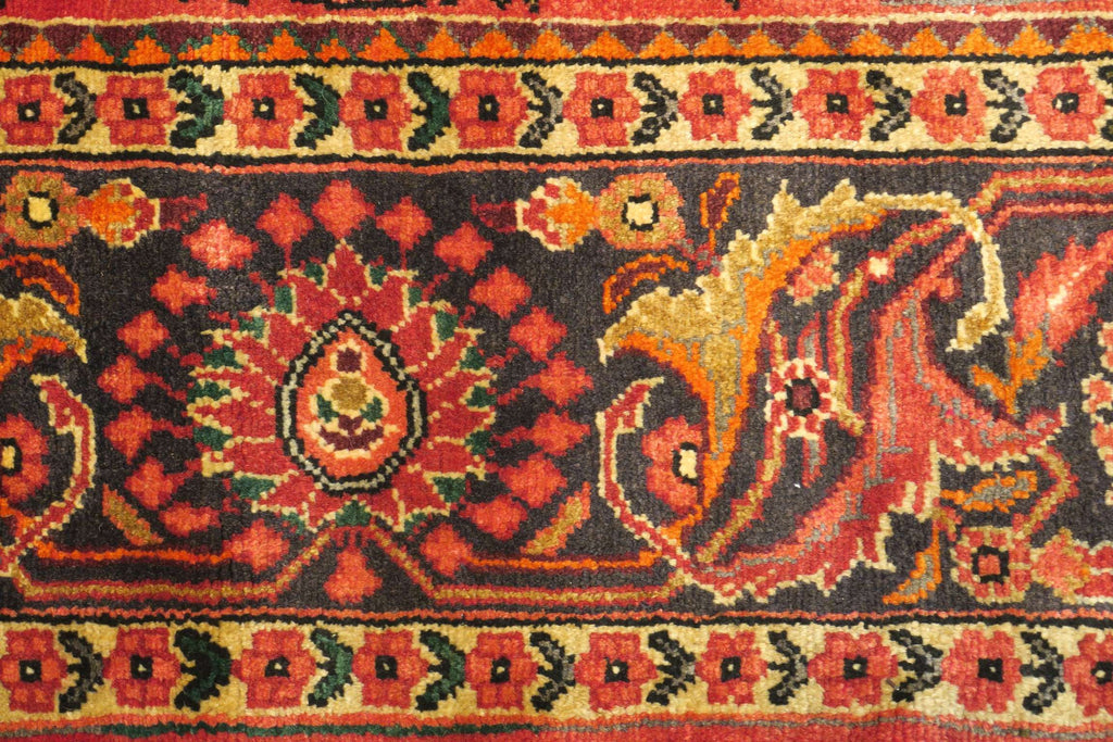 7'0'' x 9'5'' Persian Hamadan Rug