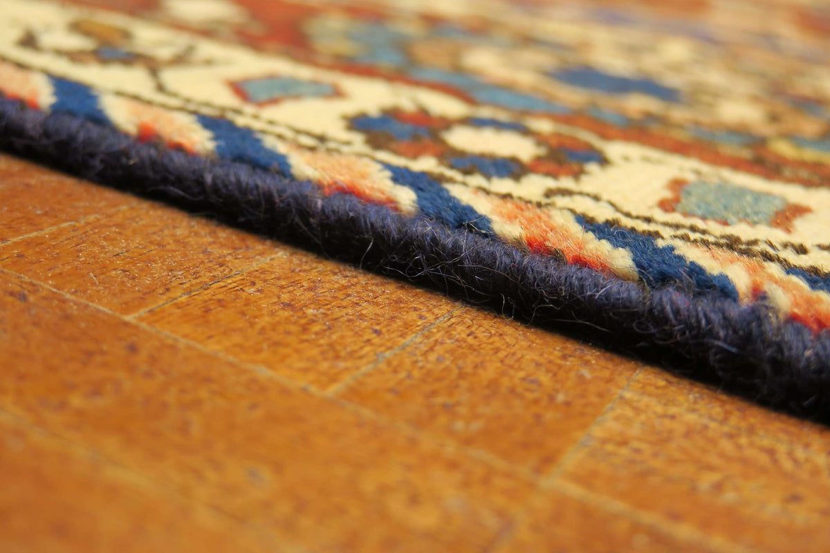 6'9'' x 11'1'' Persian Bakhtiar Rug