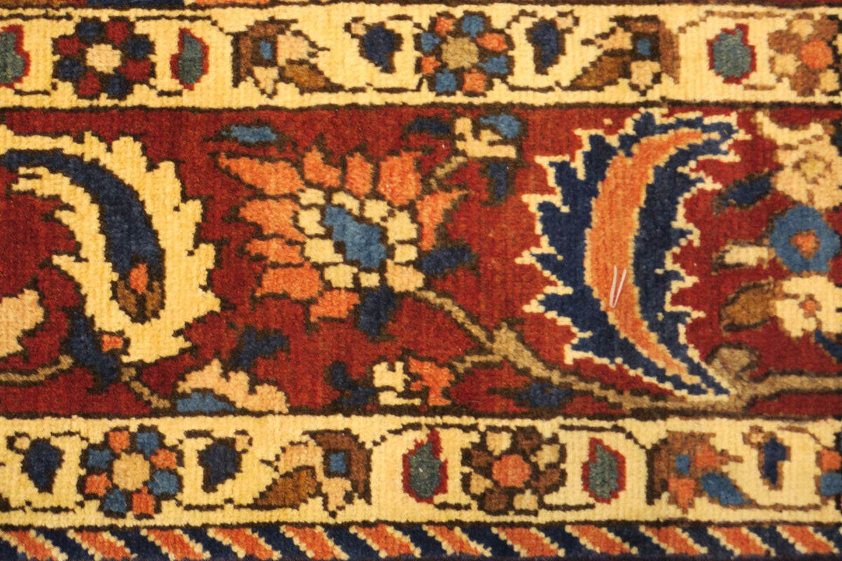 6'9'' x 11'1'' Persian Bakhtiar Rug