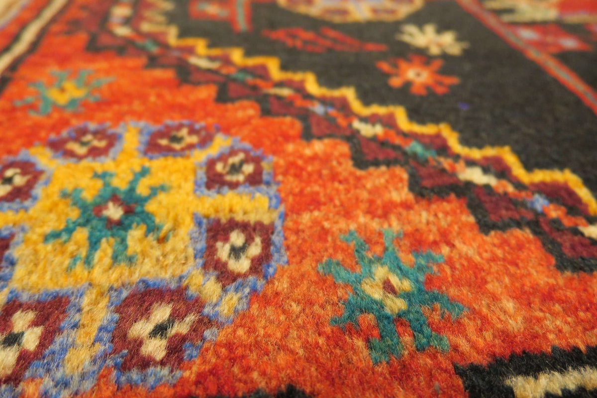 3'5'' x 6'9'' Persian Baluch Rug
