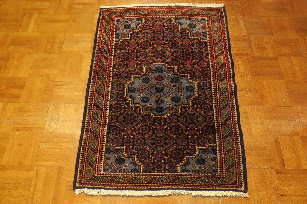 2'6'' x 3'6'' Persian Ardabil Rug