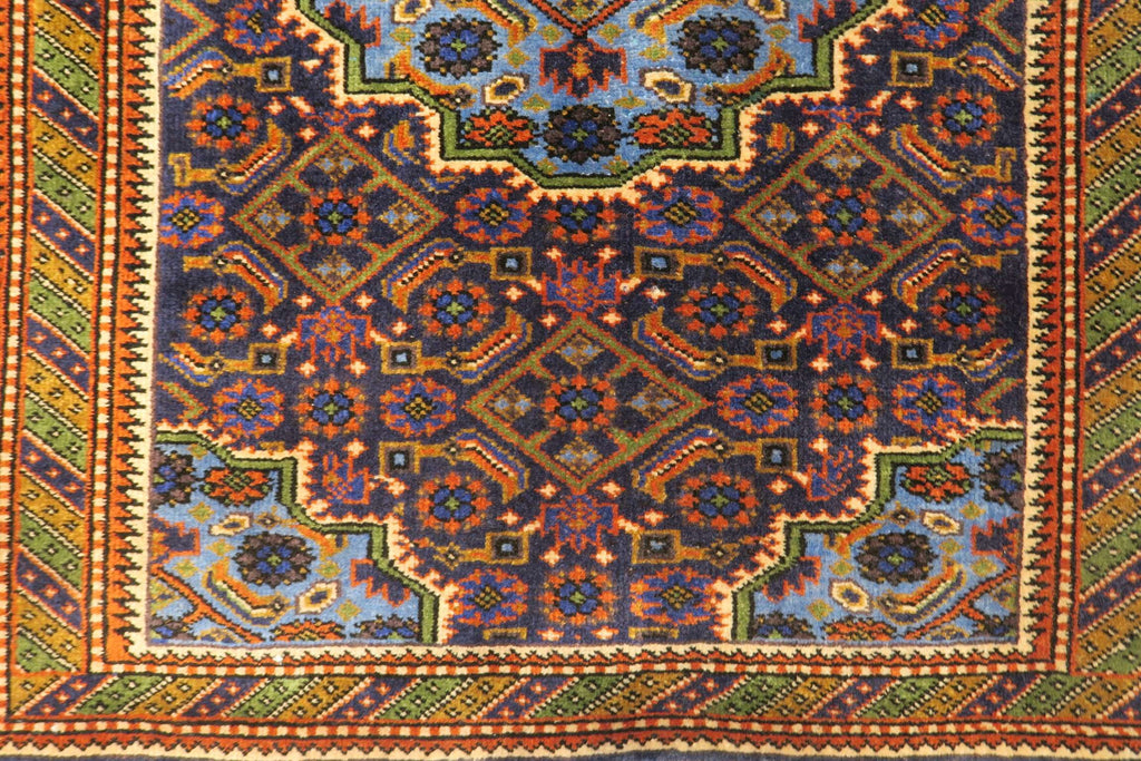 2'6'' x 3'6'' Persian Ardabil Rug