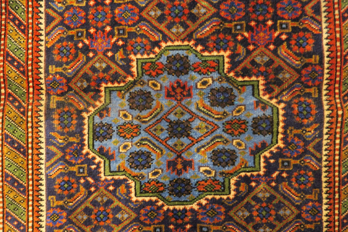 2'6'' x 3'6'' Persian Ardabil Rug