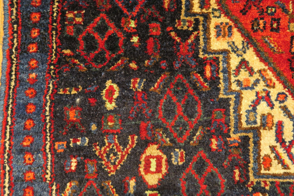 2'2'' x 3'2'' Persian Sanandaj Rug
