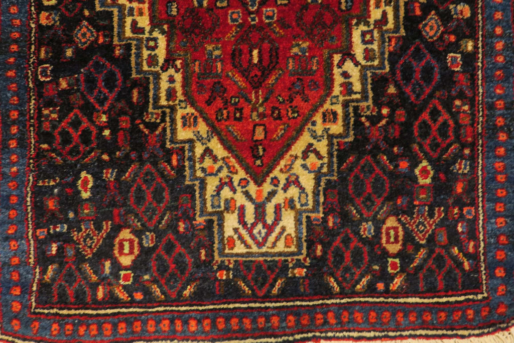 2'2'' x 3'2'' Persian Sanandaj Rug