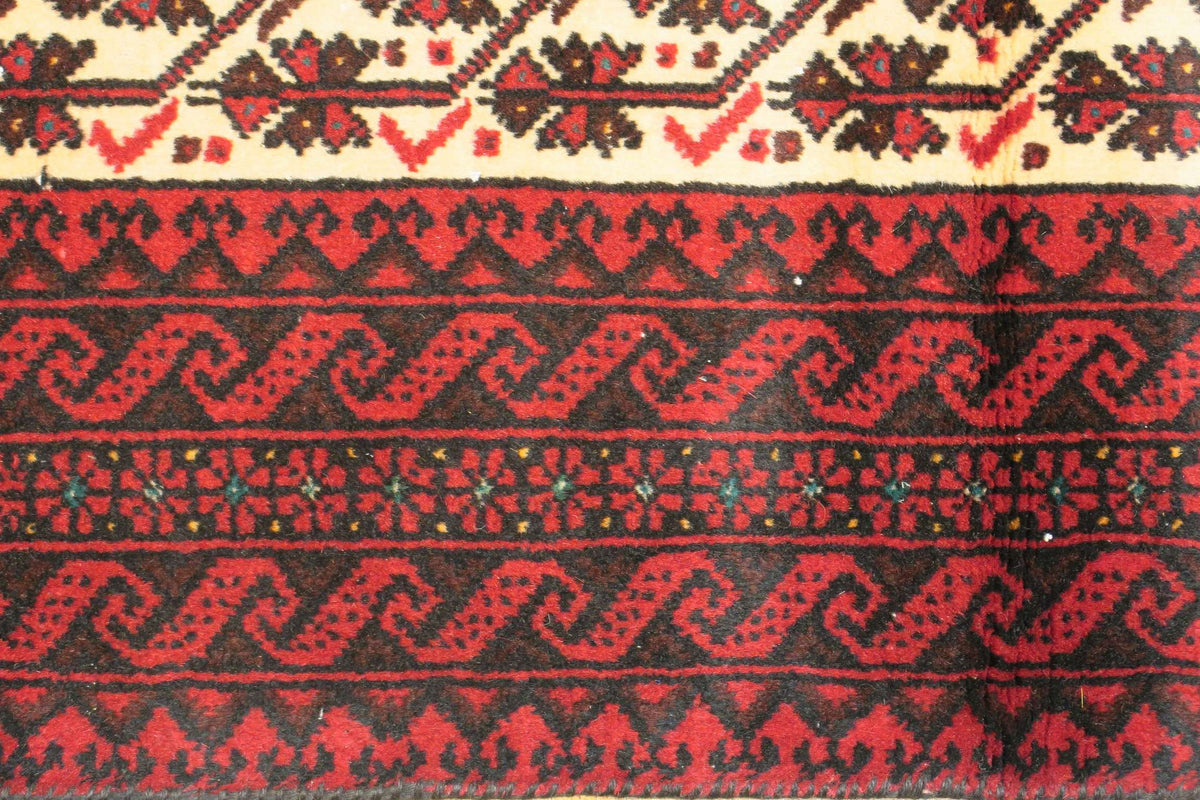 3'2'' x 8'5'' Persian Baluch Rug