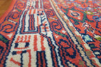 2'7'' x 9'8'' Persian Hamadan Rug