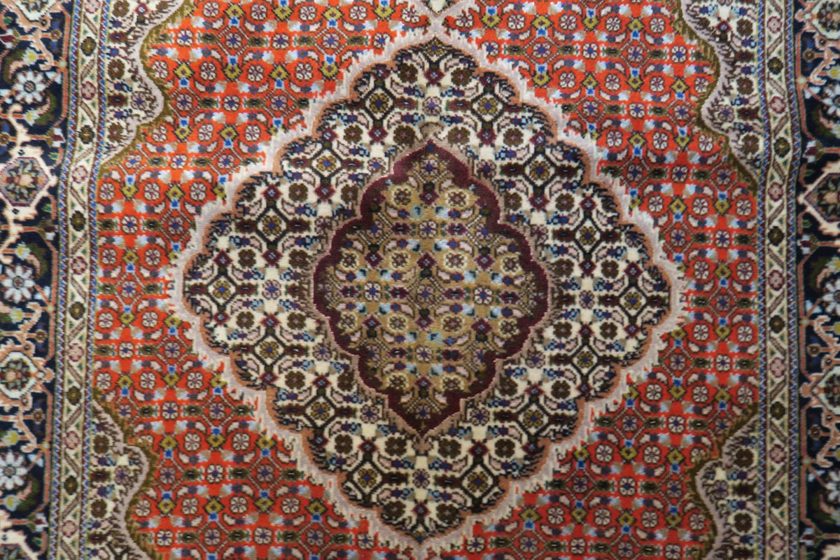 3'3'' x 5'0'' Persian Tabriz Rug