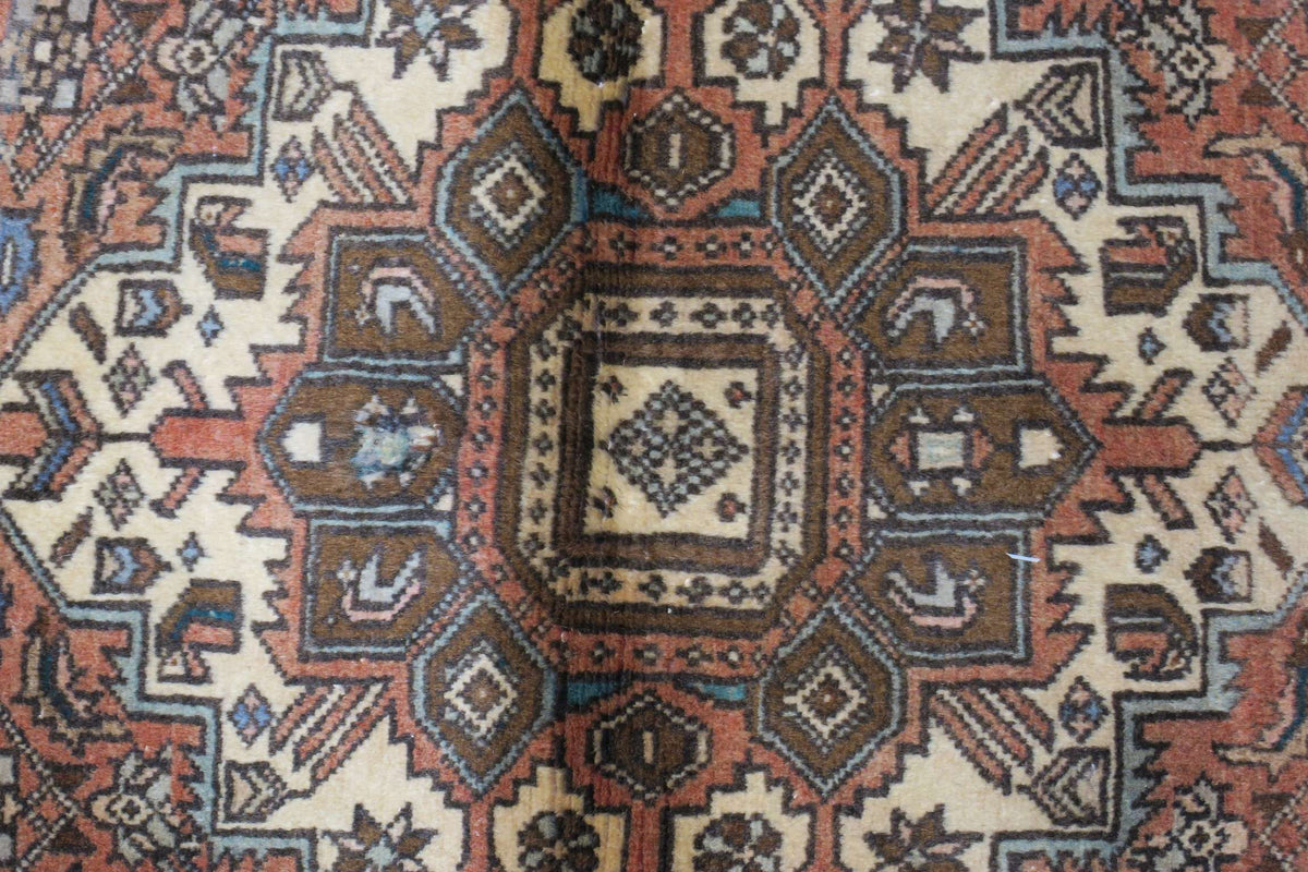 2'2'' x 3'6'' Persian Gholtogh Rug