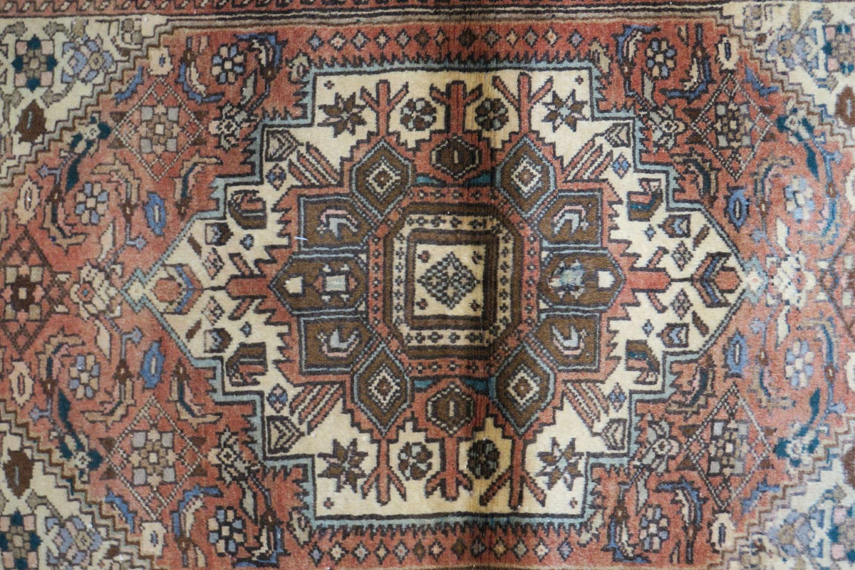 2'2'' x 3'6'' Persian Gholtogh Rug