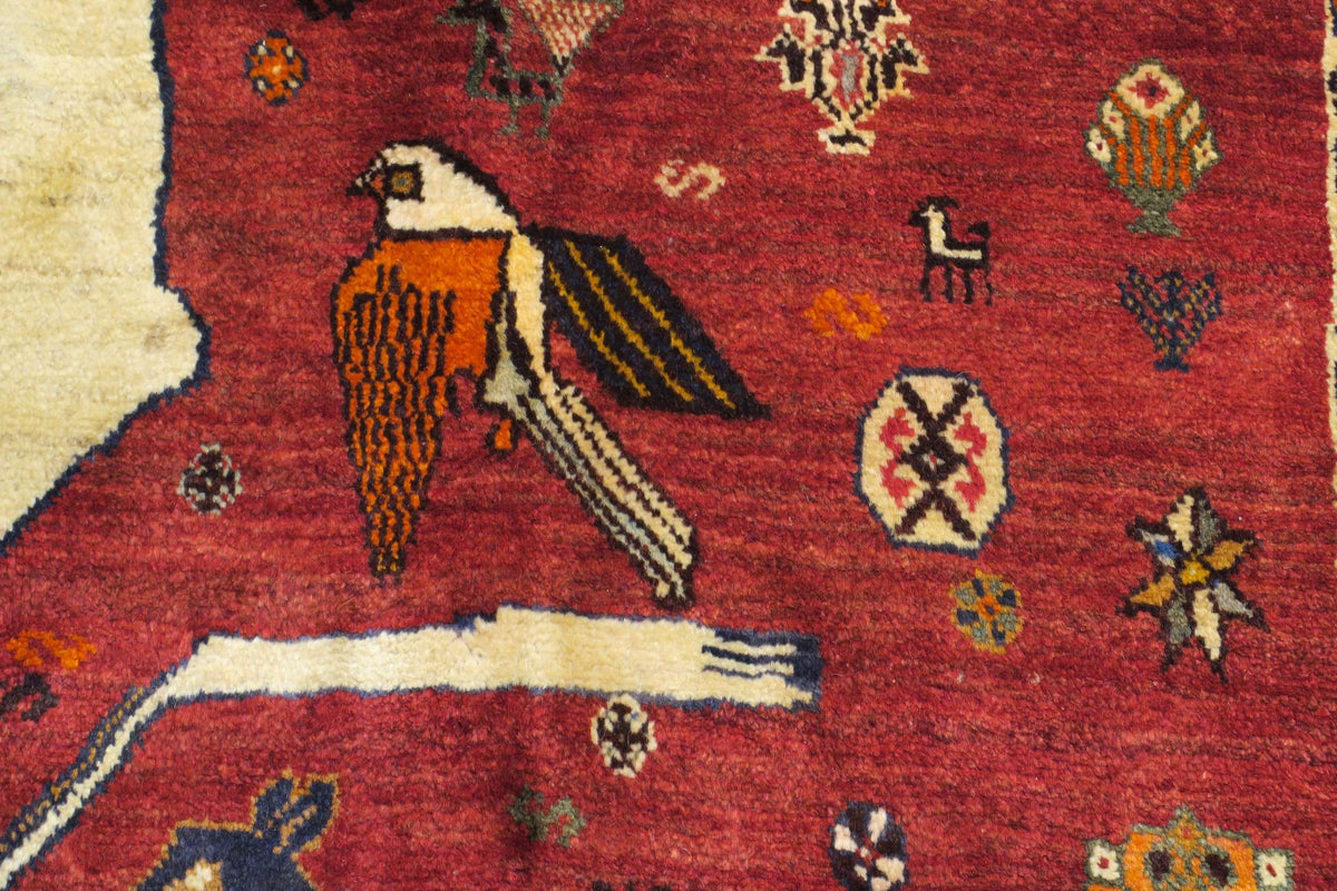 4'1'' x 6'7'' Persian Shiraz Rug