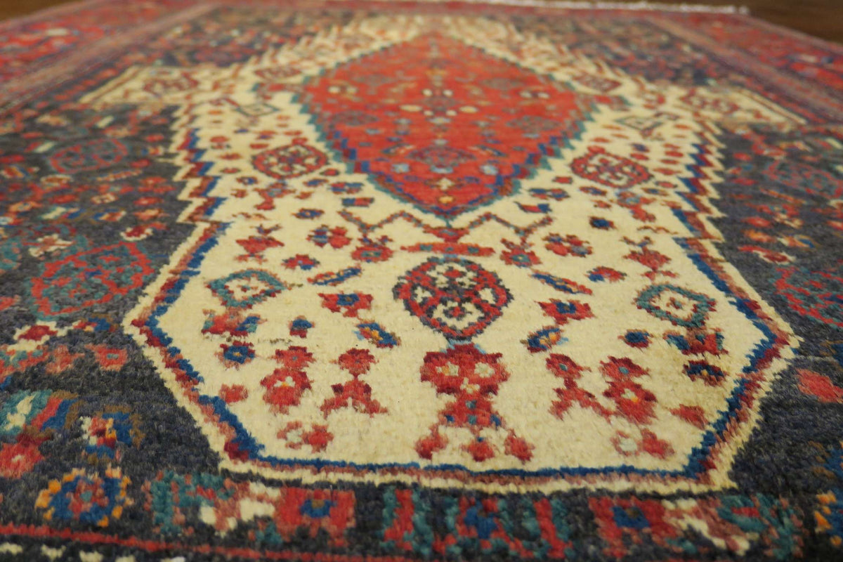 3'9'' x 5'2'' Persian Sanandaj Rug