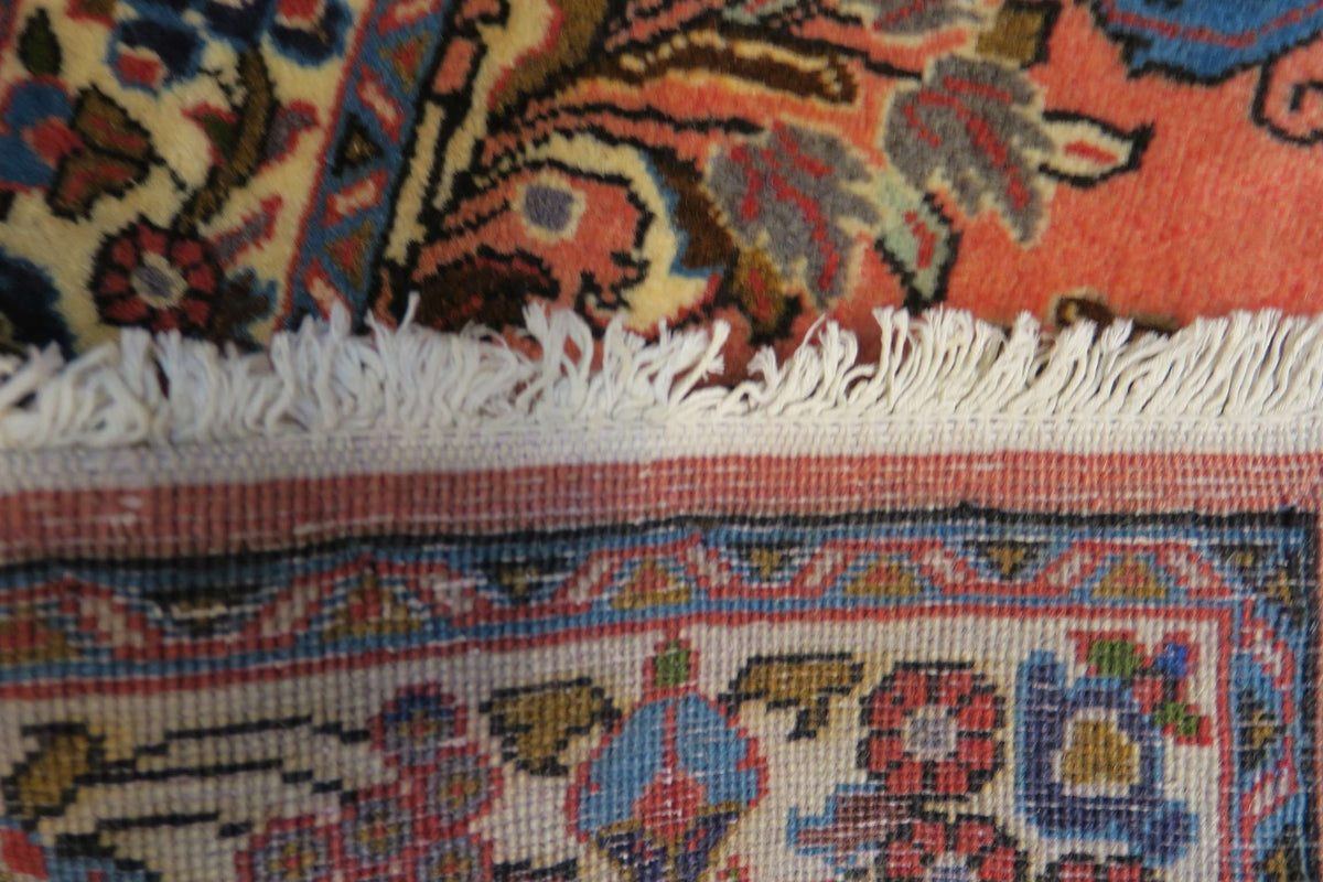 2'7'' x 7'5'' Persian Sarouk Rug