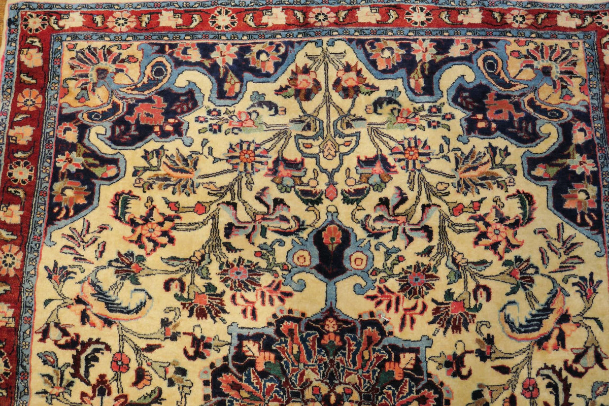 3'4'' x 4'7'' Persian Bijar Rug
