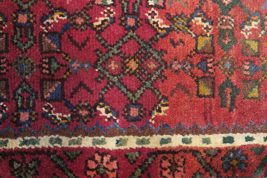 1'9'' x 6'3'' Persian Hamadan Rug