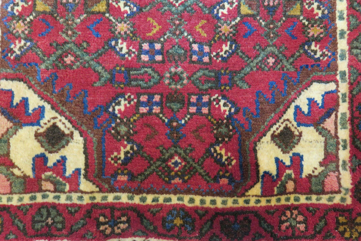 1'9'' x 6'3'' Persian Hamedan Rug