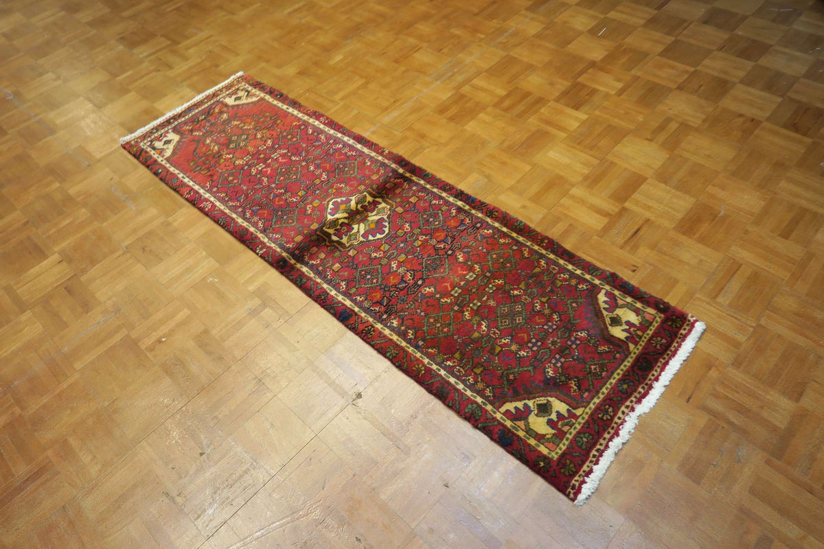 1'9'' x 6'3'' Persian Hamedan Rug
