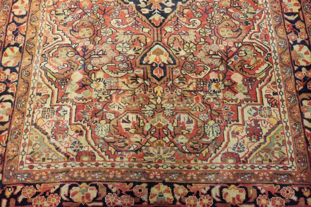 4'5'' x 7'4'' Persian Hamadan Rug