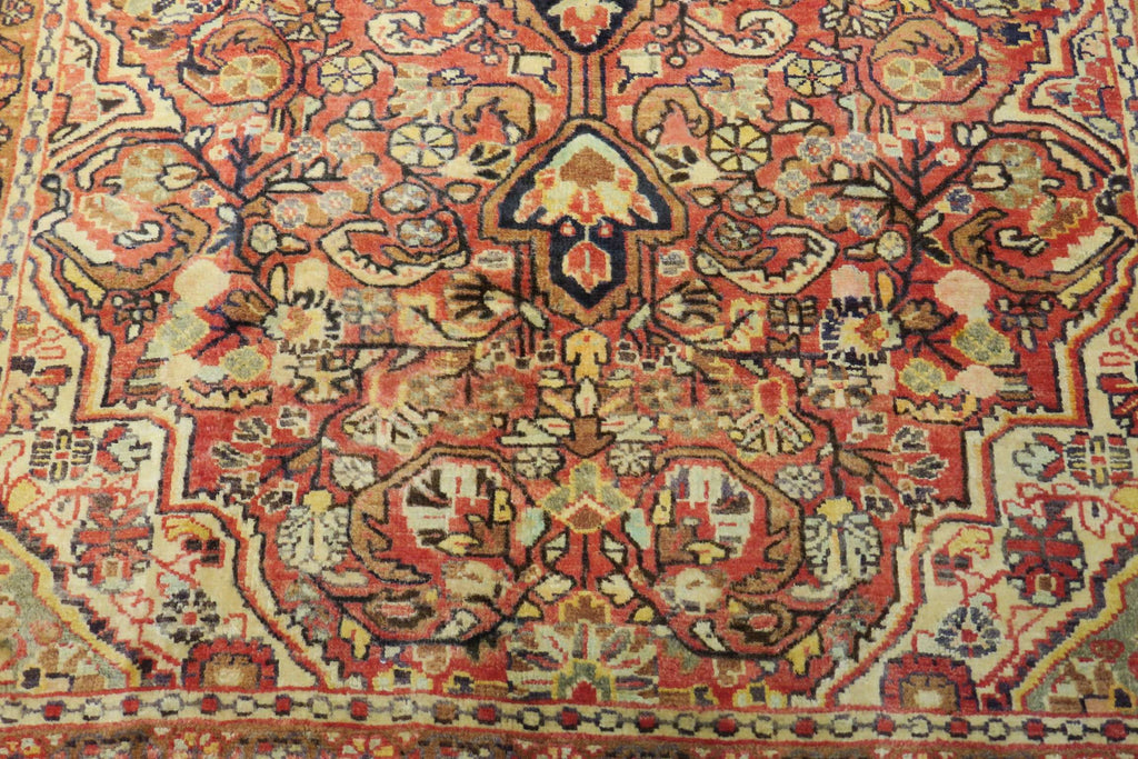 4'5'' x 7'4'' Persian Hamadan Rug