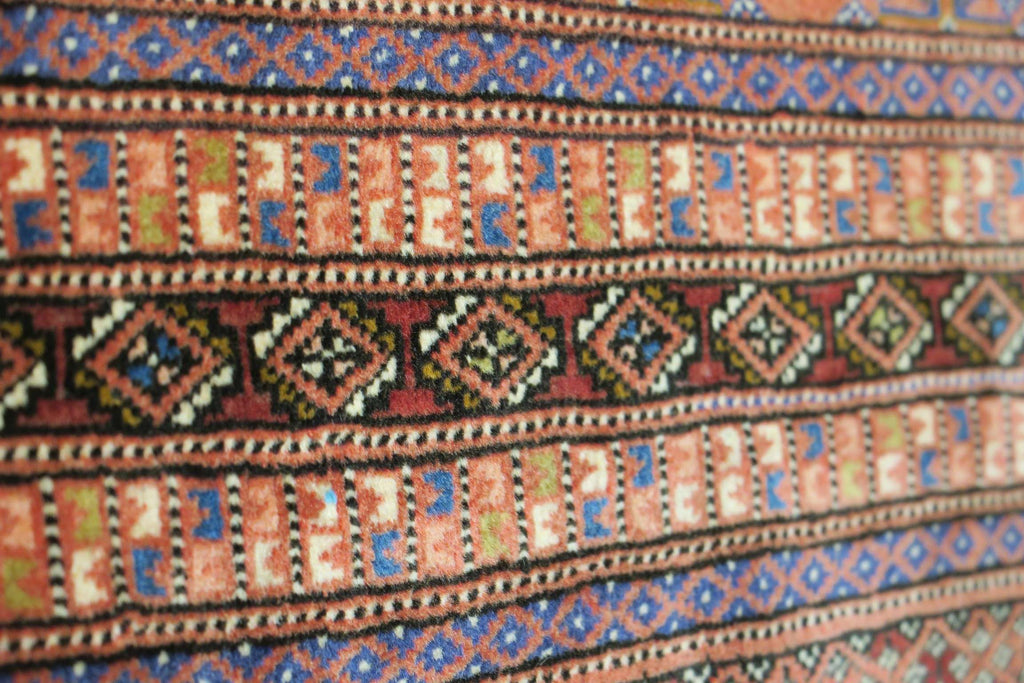 3'7'' x 2'0'' Persian Turkeman Rug